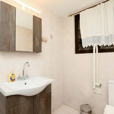 Traditional House In בית נופש *
