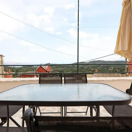 Holiday home Traditional House In Ano Korakiana